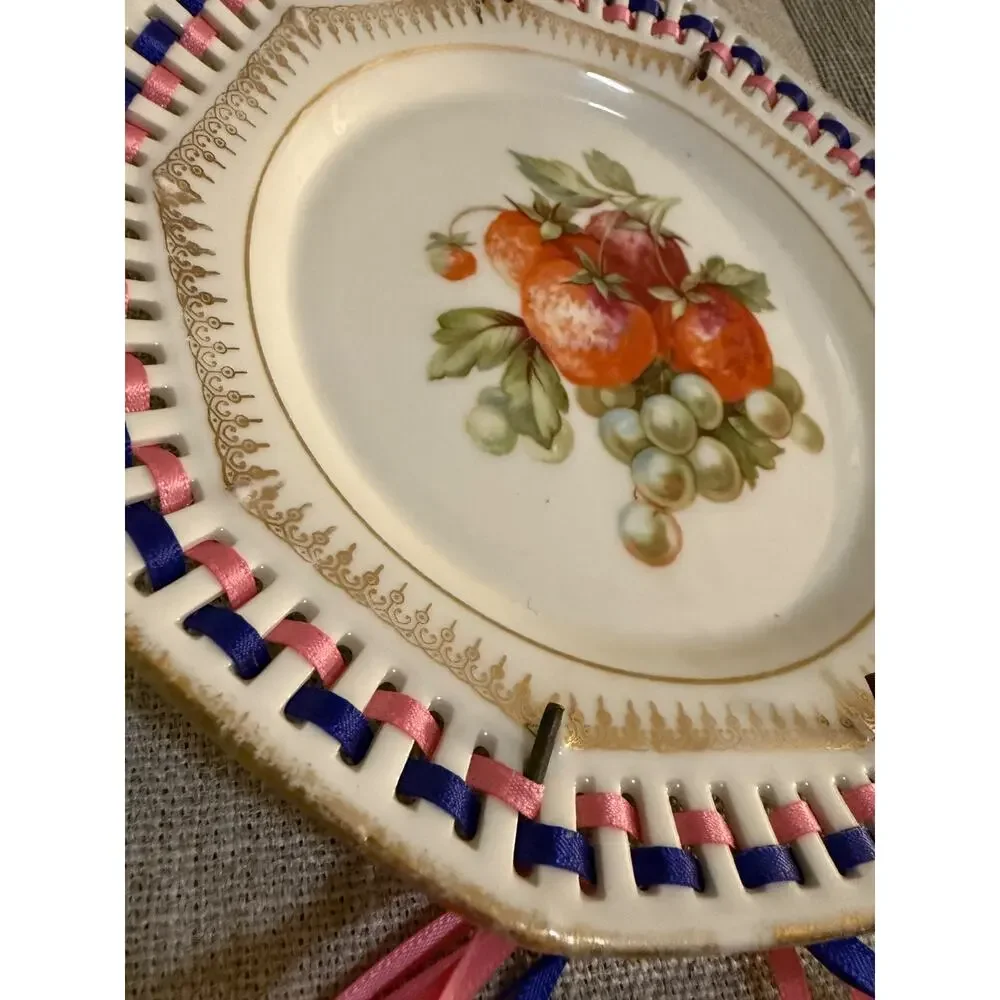 🍓 Vintage Bavaria Porcelain Ribbon Laced Wall Pocket Plate | Fruit 7
